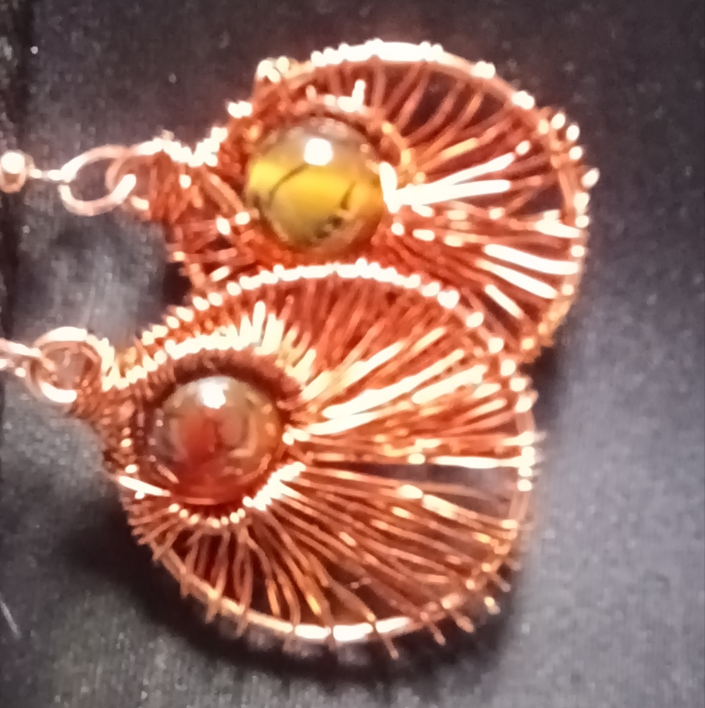 Earring - Picture 5 of 6